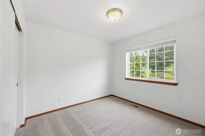 The 4th bedroom.