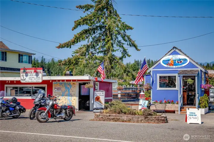 Coffee & pizza is next door to the store.