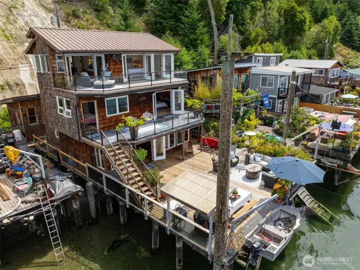 15 Salmon Beach  Tacoma, WA 98407