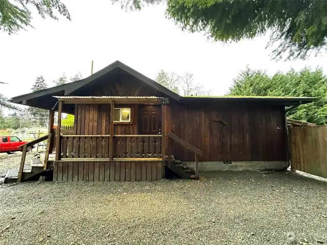 This is the East side of the house, showing more of the wrap around porch.