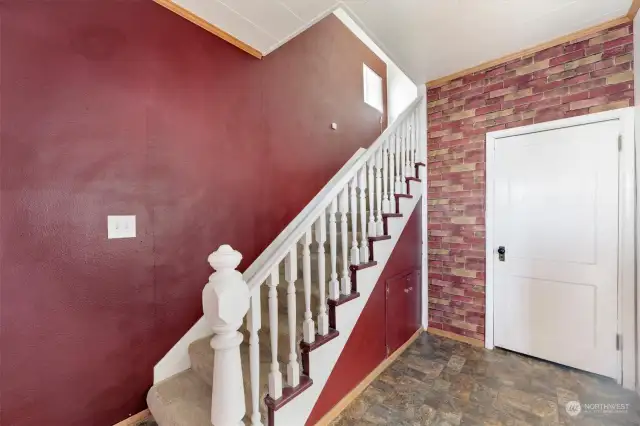 Carpet on stairs leading to both bedrooms.