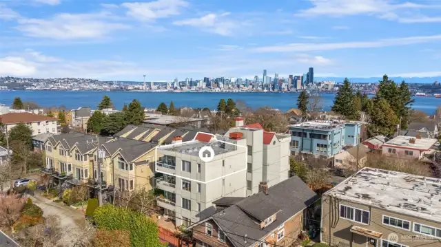 Top floor, quiet back/west facing unit.
