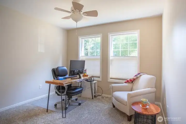 4th bedroom currently den with privacy door
