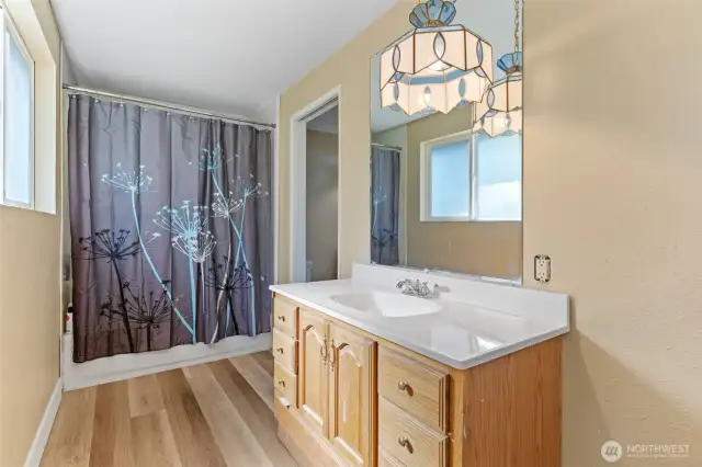 Primary bath