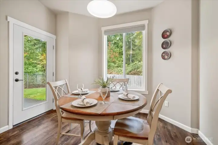 Wonderful dining area off kitchen