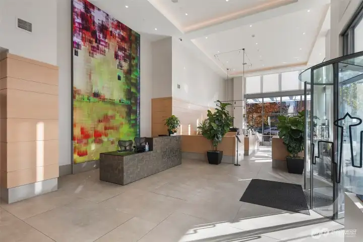 24 hour Concierge and Cafe.