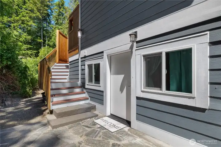 Basement entry, Very private.