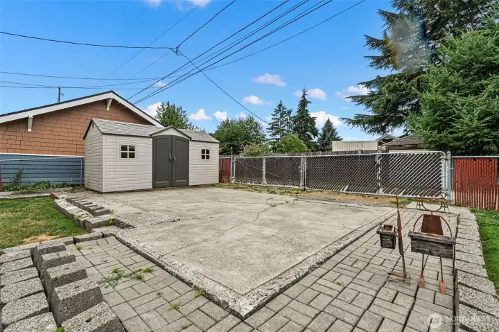 Outbuilding and Parking Pad