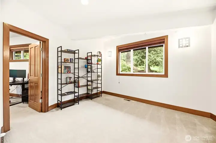 Versatile space between two upstairs bedroom - perfect for tv/gaming room, exercise space, playroom, you decide! Versatile space between two upstairs bedroom - perfect for tv/gaming room, exercise space, playroom, you decide!