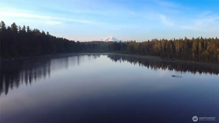 Hop on your included pontoon boat and cruise out a bit - there is a surprise that awaits. Beautiful Mt. Rainier! Hop on your included pontoon boat and cruise out a bit - there is a surprise that awaits. Beautiful Mt. Rainier!