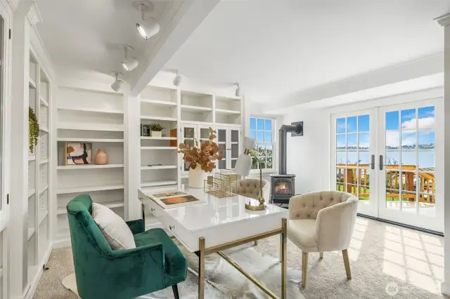 Downstairs library/flex space
