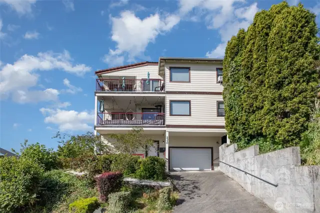 his well-maintained 4-plex offers four spacious units, each featuring 2 bedrooms and 2 bathrooms.