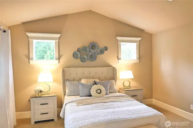 2nd floor Main Bed