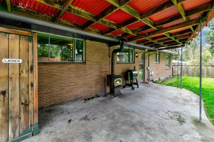 Extended Covered Patio w/ Fireplace