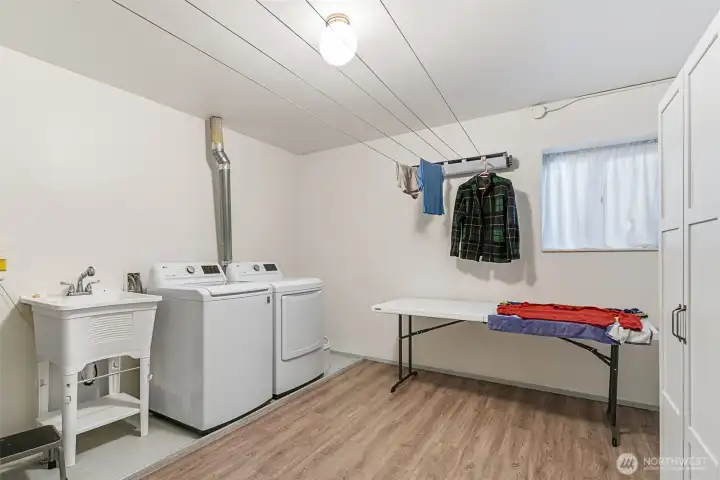 1 of 3 laundry rooms available with clothesline