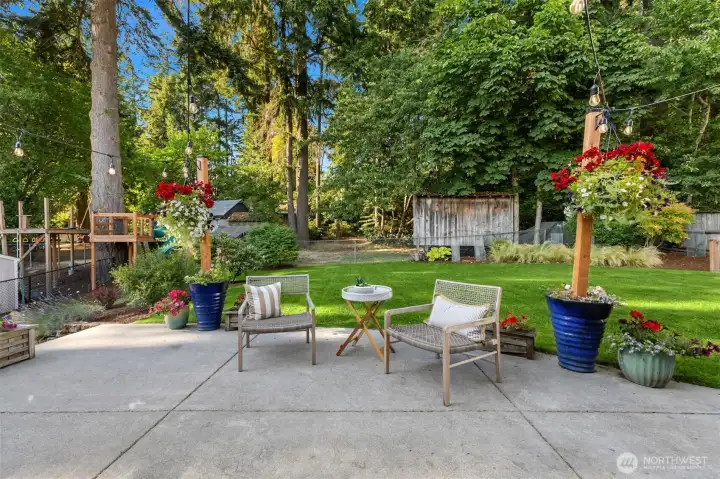 Large patio for enjoying and entertaining. Large patio for enjoying and entertaining.