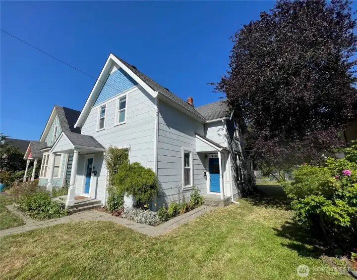 A sweet vintage home with character in one of Bellingham's most popular neighborhoods. Easy to walk to grocery stores, WWU, or into downtown Bellingham. A sweet vintage home with character in one of Bellingham's most popular neighborhoods. Easy to walk to grocery stores, WWU, or into downtown Bellingham.