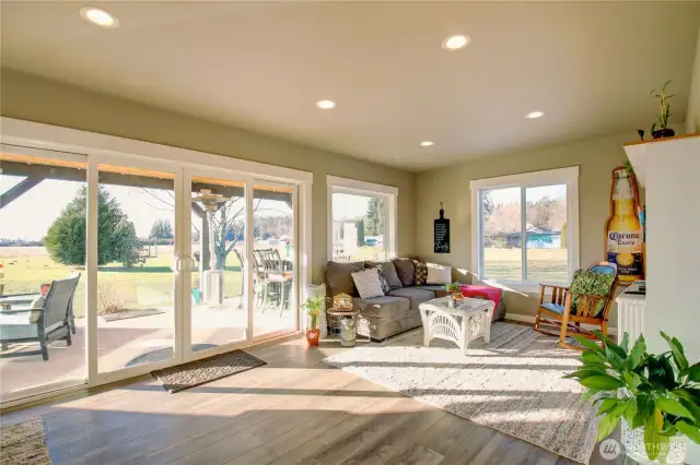 Beautiful light filled bonus room.