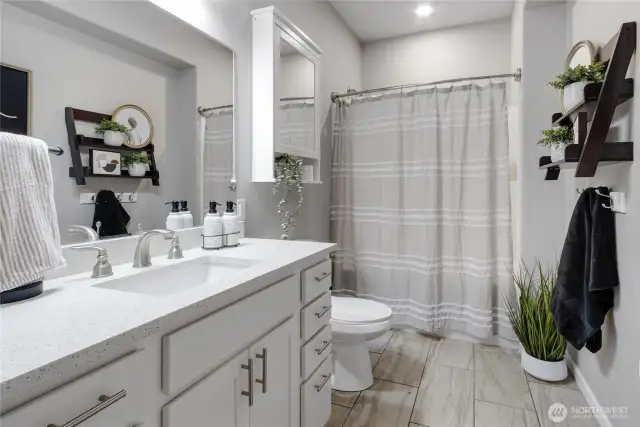 downstairs full bathroom