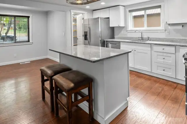 Kitchen with eat in nook AND walk in pantry!
