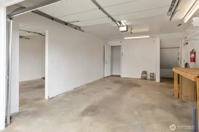 Garage bay 1 has house access and side yard access.