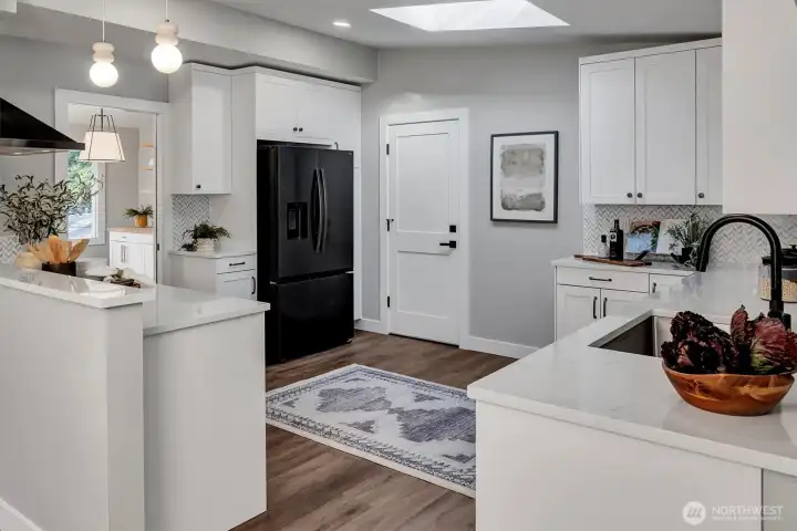 Beautiful wrap around kitchen for incredible ease of cooking