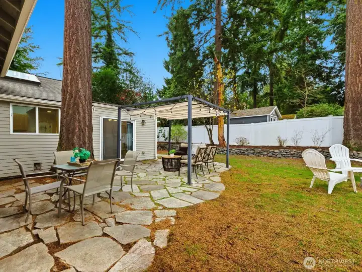 Lots of privacy in this large back yard