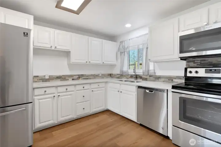 Updated Kitchen with newer appliances