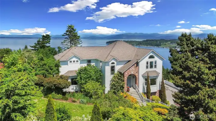 3 Bedrooms, 3 baths, 3,503 square feet located in Finisterre Heights on the convenient north end of Camano Island.