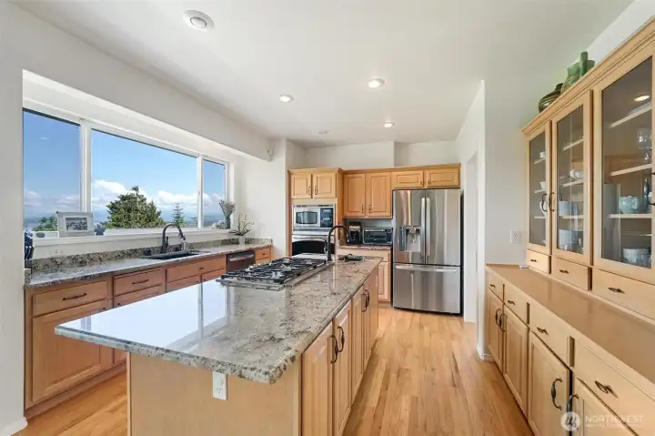 Enjoy meal preparation while enjoying the view.