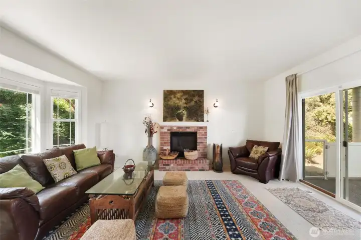 Relax in the sitting room just off the kitchen.