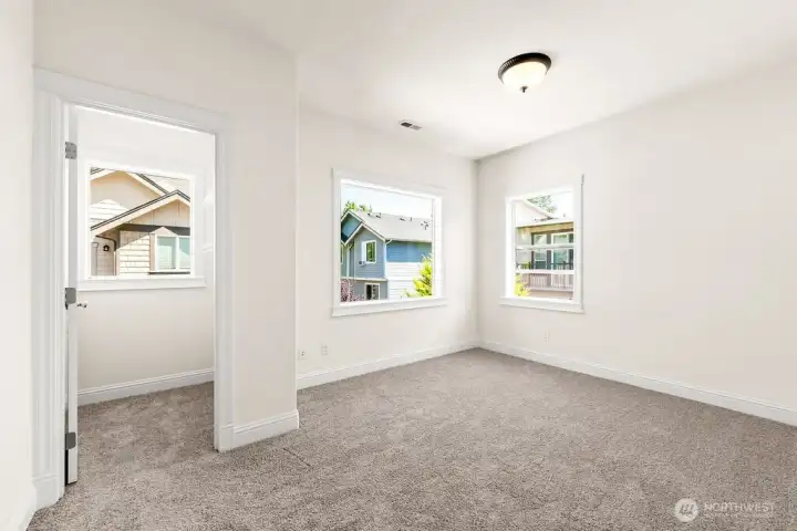 Third large bedroom with the walk-in closet