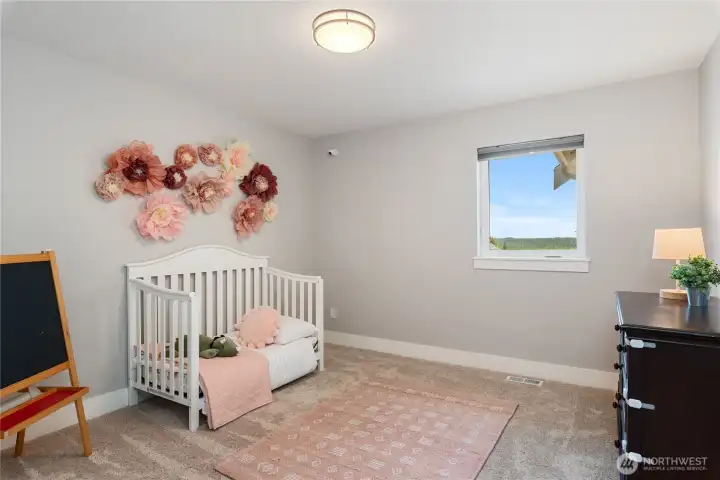 4th bedroom (upstairs)