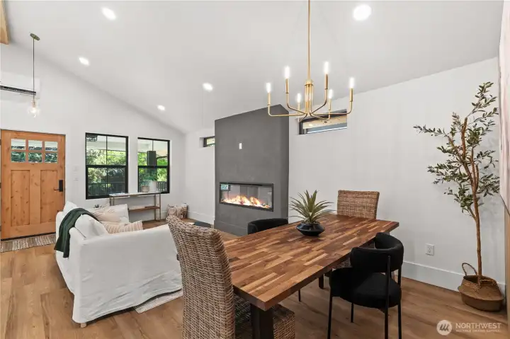 Main Living/Dining