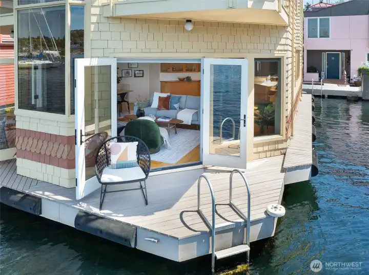 Launch your next lake adventure from your doorstep Launch your next lake adventure from your doorstep