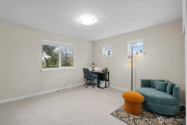 4th bedroom