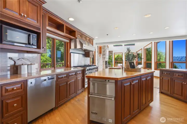 Chef's Gourmet Kitchen with  sleek SS appliances