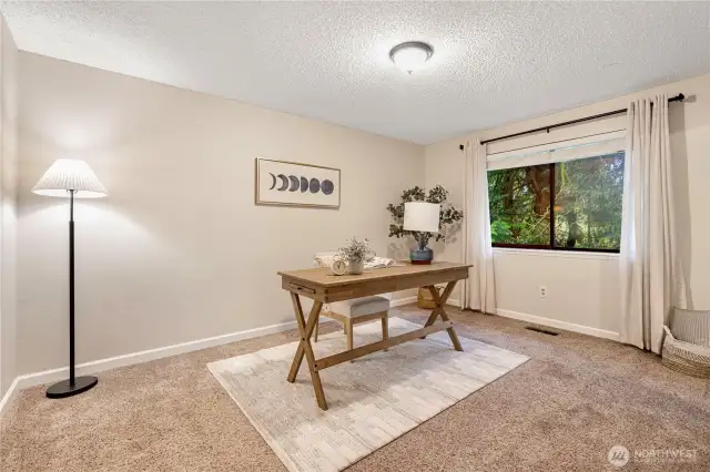 Bedroom #2/Office