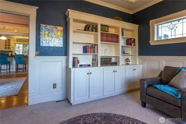 Den/office with built-in bookshelves