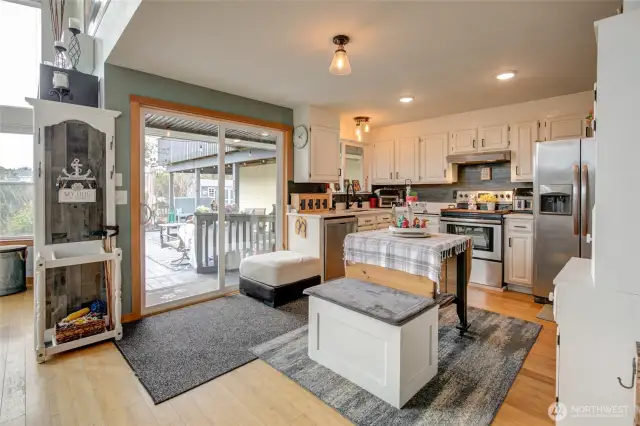 Open Kitchen