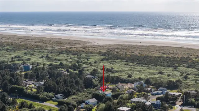 The home is also conveniently located between two beach access roads if you care to drive or bicycle to the beach!