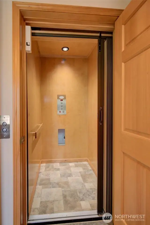 And, a look inside the elevator.  With a 600 lb capacity and regular maintenance contract, this is a wonderful asset to the home!