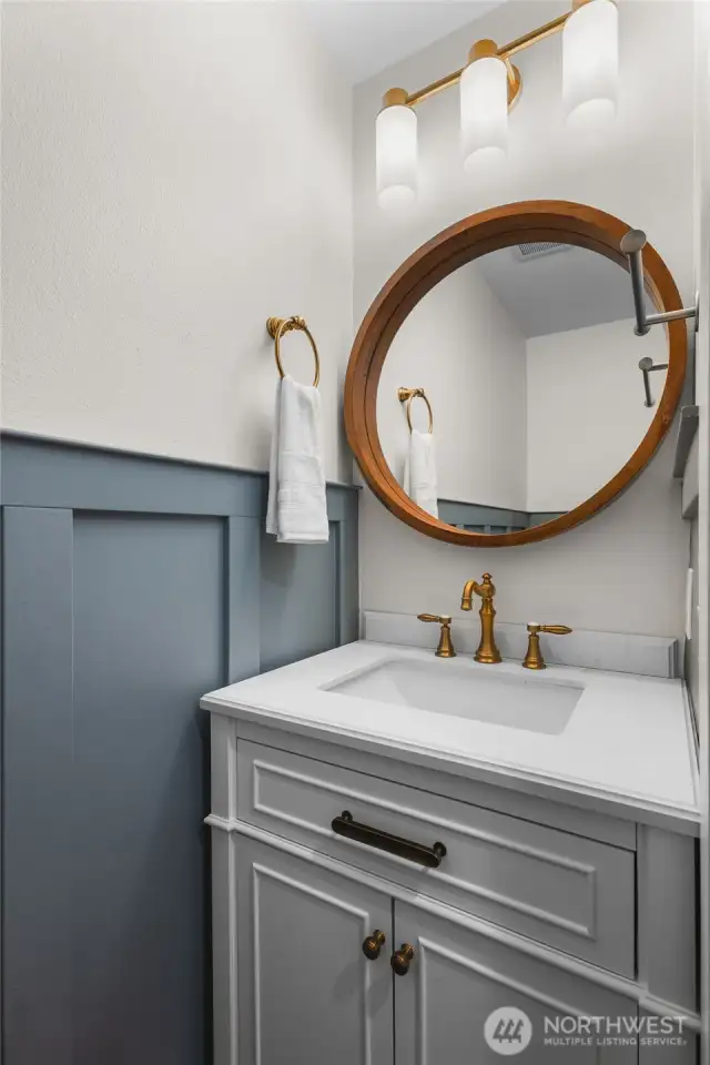 Main floor bathroom