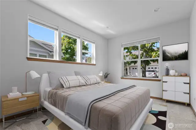 Guest room (virtually staged)