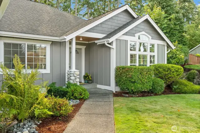 Beautifully maintained home and yard