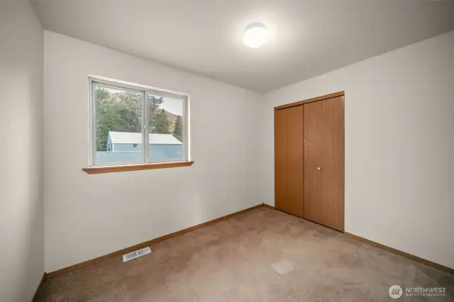 South Upstairs Guest Bedroom
