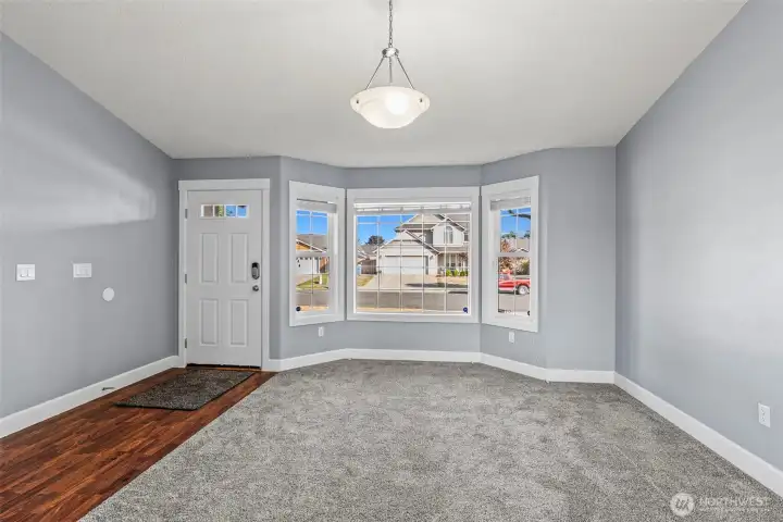 Front bay window to bring in ample light.