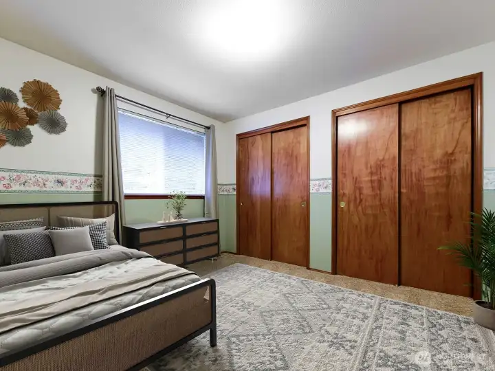 Bedroom on Main Floor/ Bedroom option.