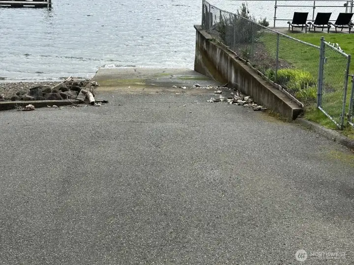 Community boat launch