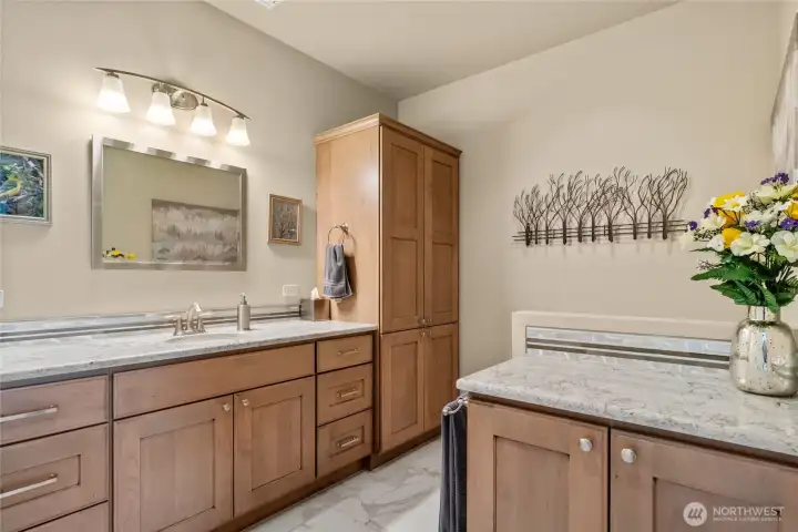 Granite countertops, soft close cabinets
